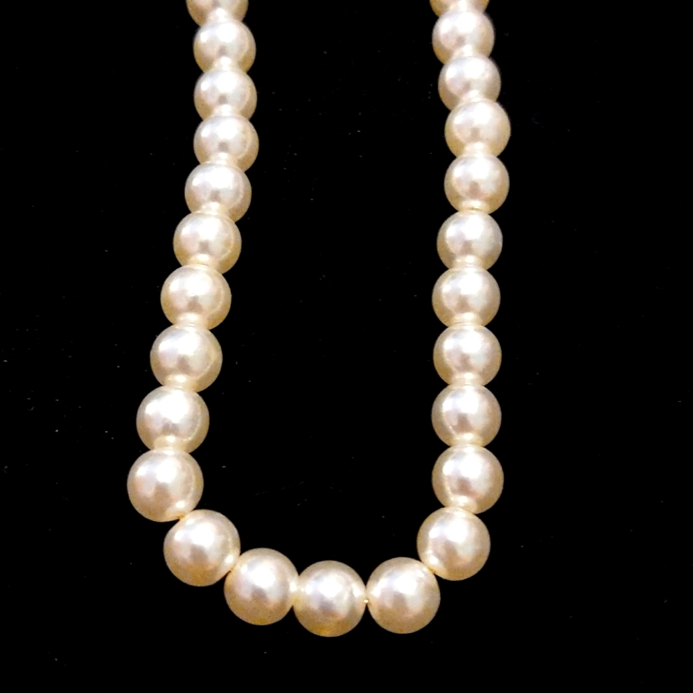 White Simulated Pearl Necklace